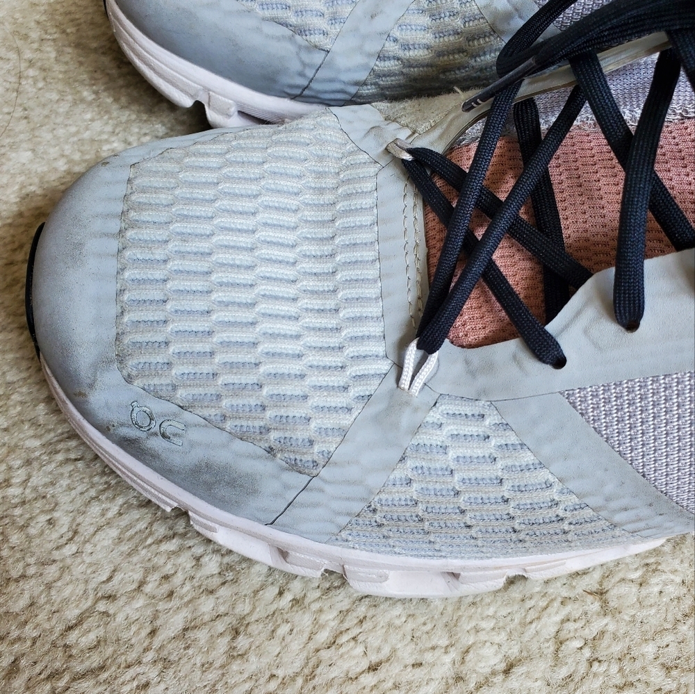 On Running Gray and Black Athletic Shoes with Mesh Upper. Size 10.5 - Picture 6 of 15